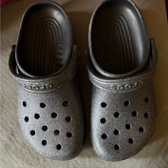 Women’s Black/Silver Glitter Crocs 🐊 - Picture 2 of 6